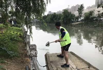 【全民護(hù)河 心暖吳江】同里青年志愿者服務(wù)隊(duì) 防治水污染，守護(hù)夢(mèng)里水鄉(xiāng)